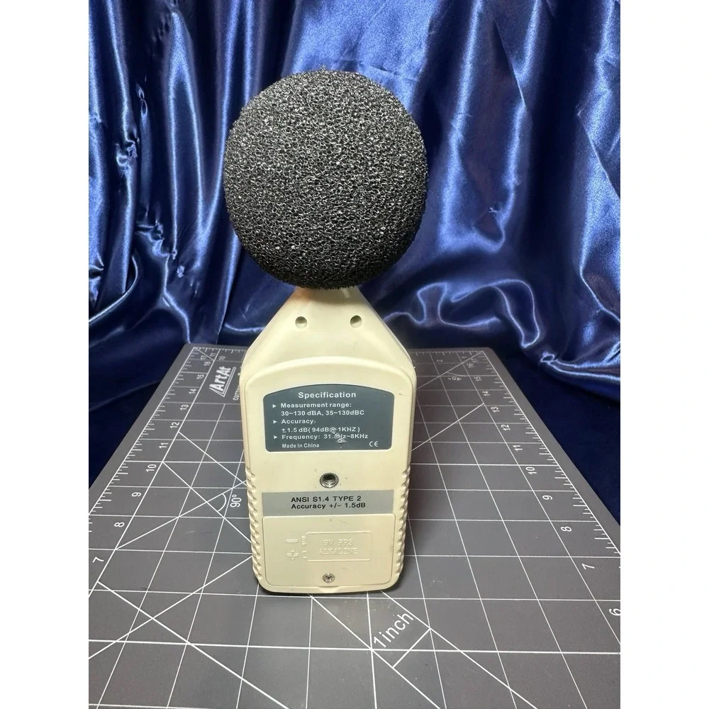 BENETECH GM1358 Digital Sound Level Meter Noise Tester 30-130db Tested/Working